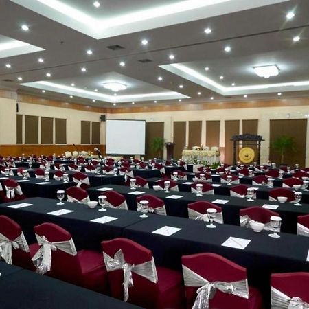 Grand Cempaka Business Hotel Cakarta Dış mekan fotoğraf