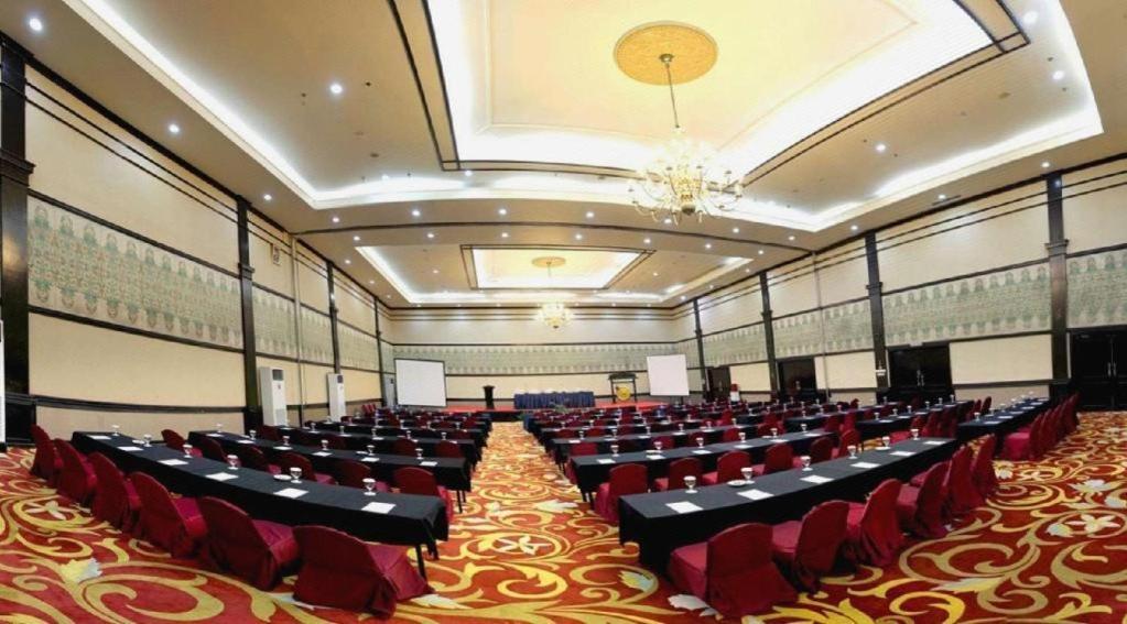 Grand Cempaka Business Hotel Cakarta Dış mekan fotoğraf